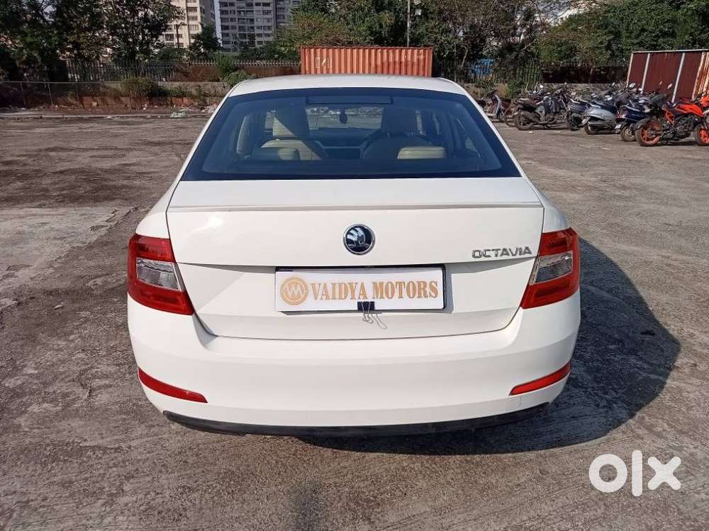Skoda Octavia 1.8 Tsi Style Plus At, 2016, Petrol