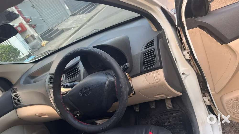 Hyundai Eon 2017 Petrol 40000 Km Driven