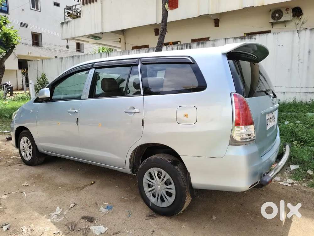 Toyota Innova G3 2010 Diesel Automatic