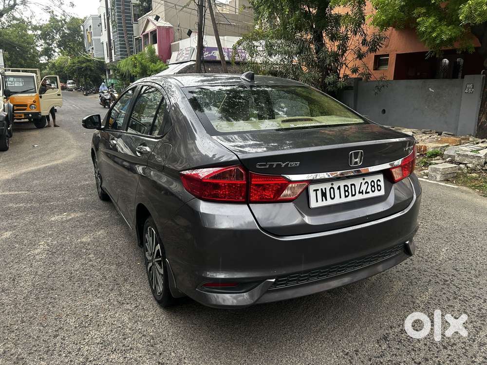 Honda City V Mt Sunroof, 2017, Petrol
