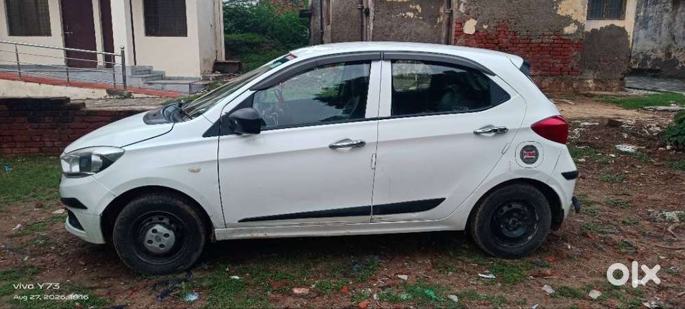 Tata Tiago 2018 Petrol Xm-0