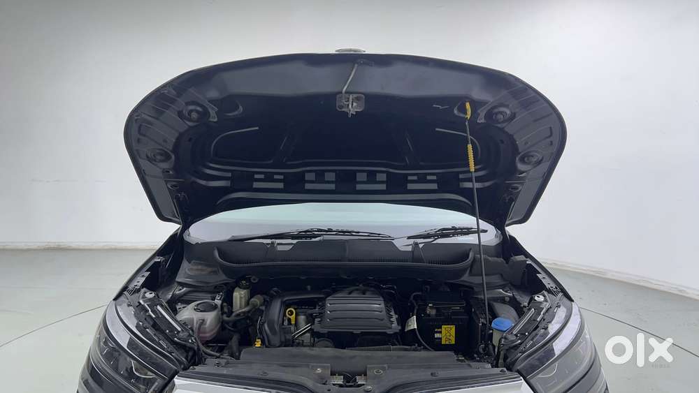 Skoda Kushaq Style 1.0l Tsi Mt, 2021, Petrol