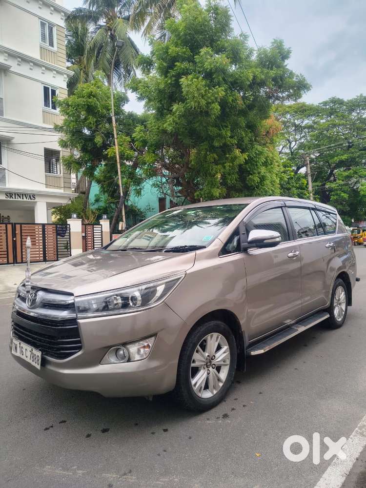 Toyota Innova Crysta 2.8z Automatic, 2016, Diesel