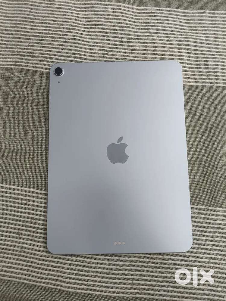 iPad Air M3 8/128 Wifi only 11 inch Brand New Condition
