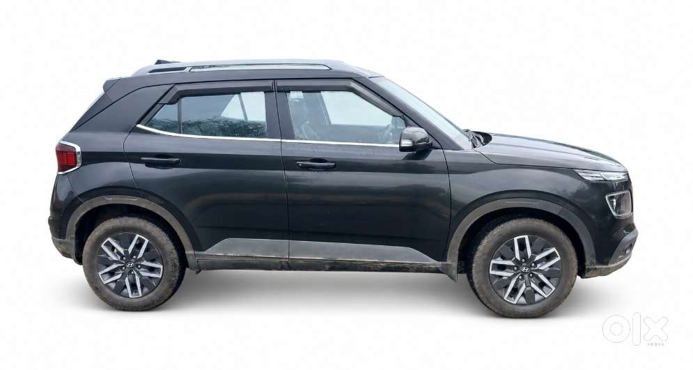 Hyundai Venue Sx (o) Mt 1.5 Diesel, 2021, Diesel