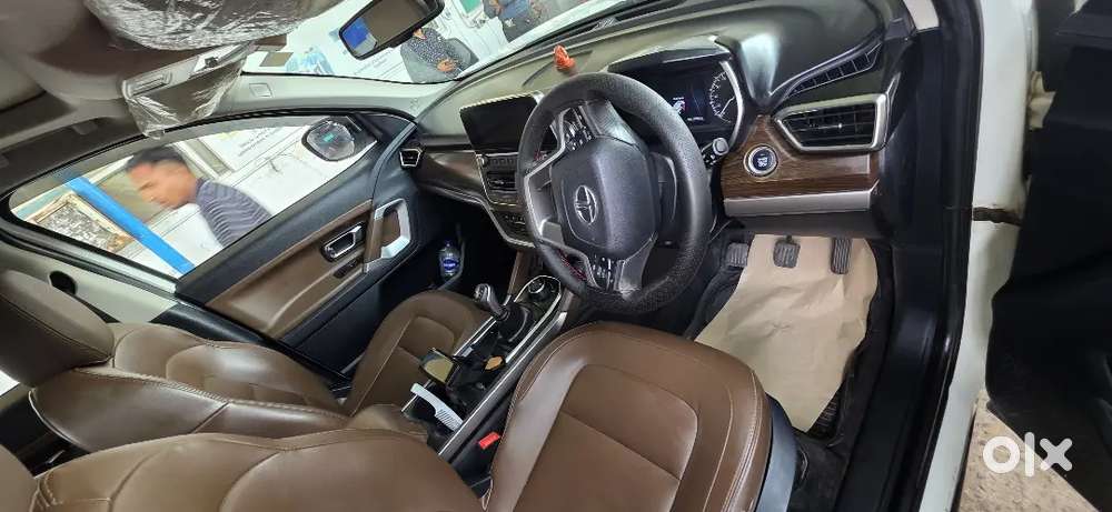 Dual Tone Well Maintained Car