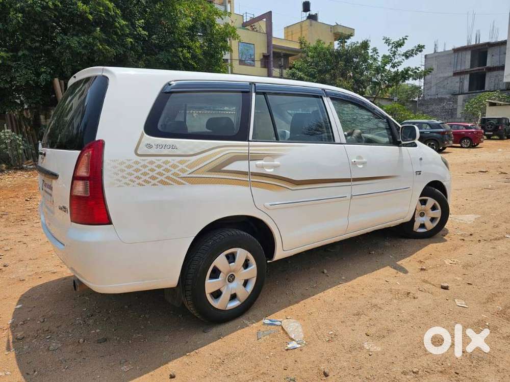 Toyota Innova 2.5 G (diesel) 8 Seater, 2007, Diesel