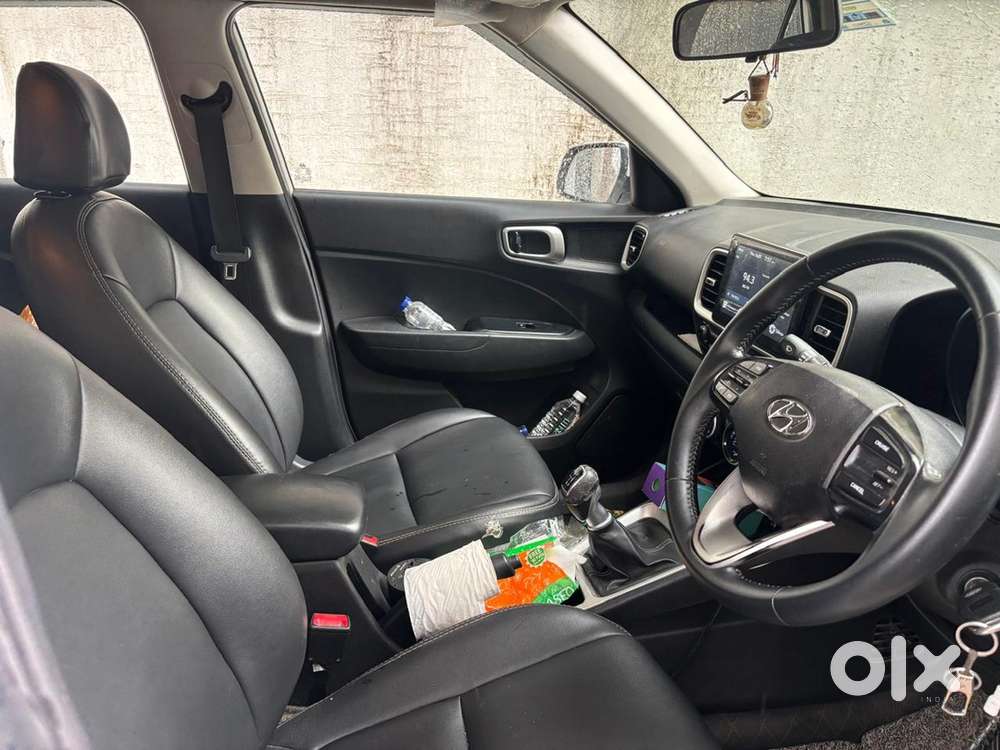 Hyundai Venue Diesel Well Maintained