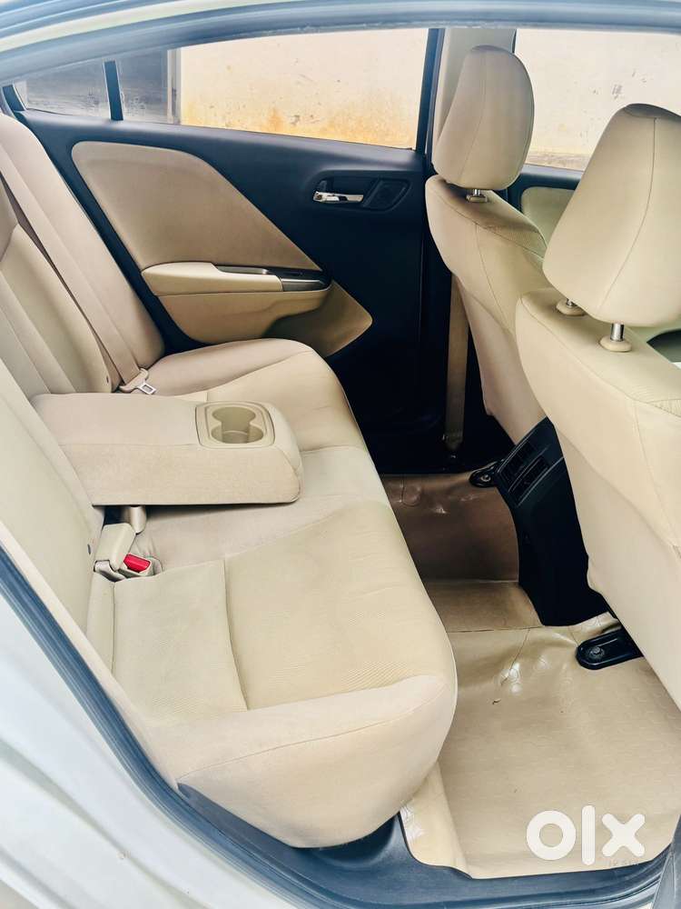 Honda City I-vtec V, 2017, Petrol