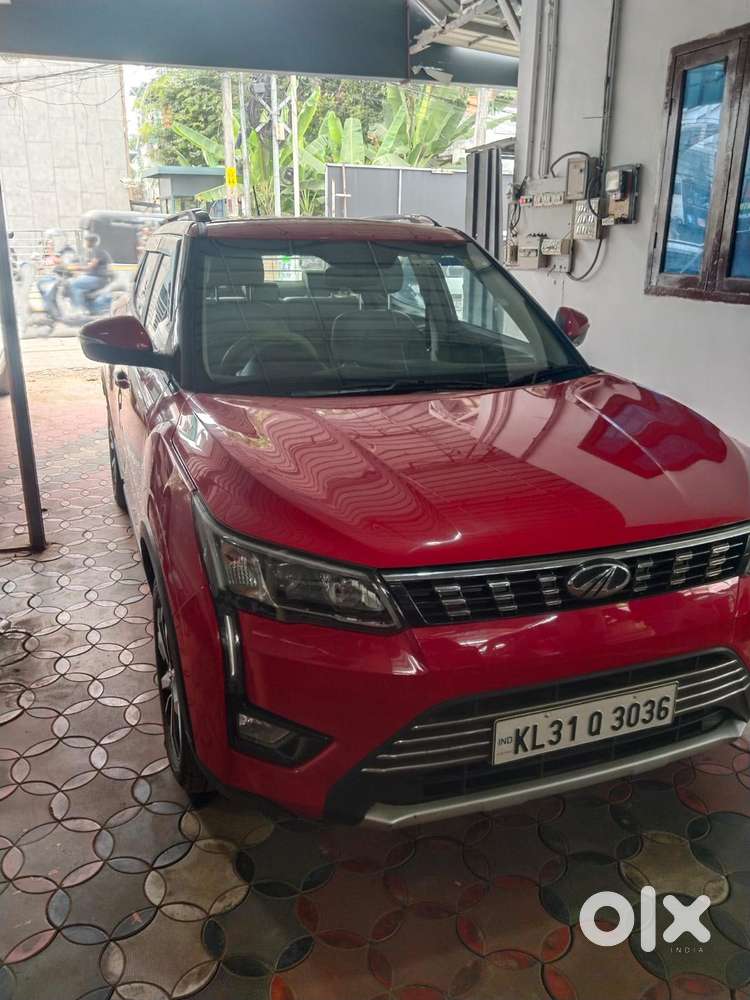 Mahindra Xuv300 W8, 2021, Petrol