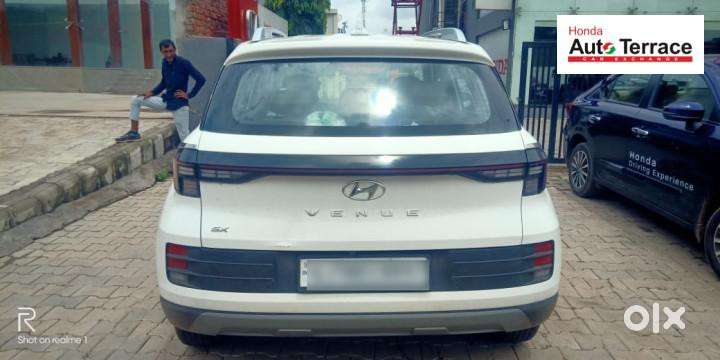 Hyundai Venue 1.0 Sx Turbo Imt, 2024, Petrol