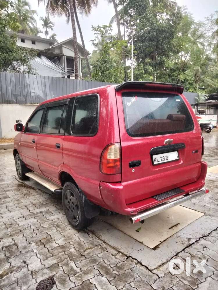 Chevrolet Tavera 2010