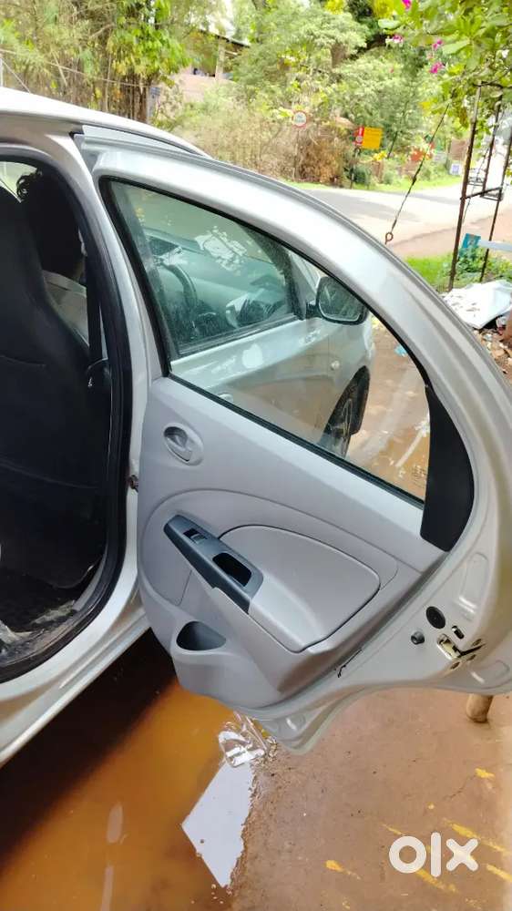 Toyota Etios Liva 2011