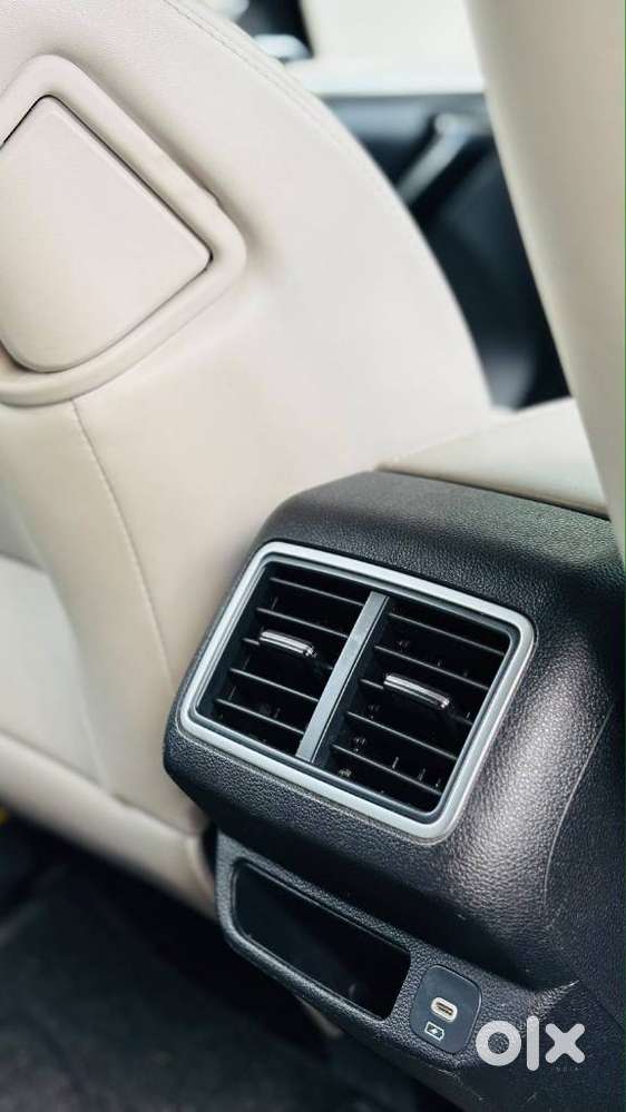 Mahindra Xuv700 2.2 Ax 7 Diesel At Str, 2021, Diesel