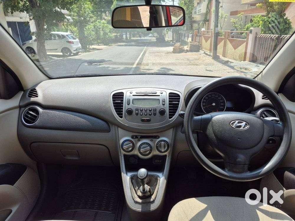 Hyundai I10 Sportz, 2012, Petrol