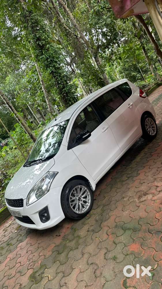 Maruti Suzuki Ertiga Petrol 2012