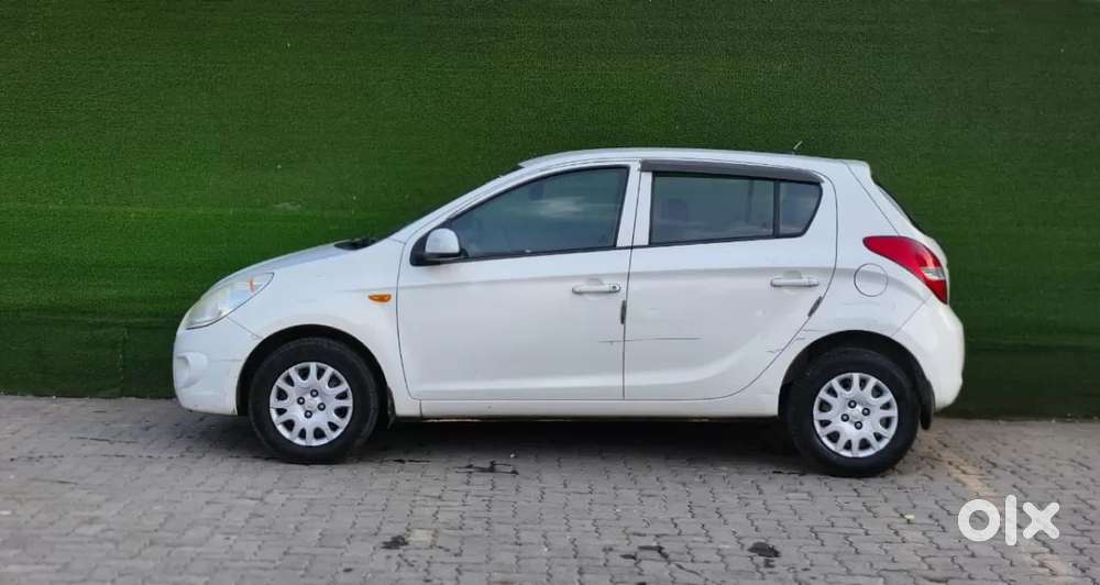 Hyundai I20 2009-2011 Magna, 2012, Petrol