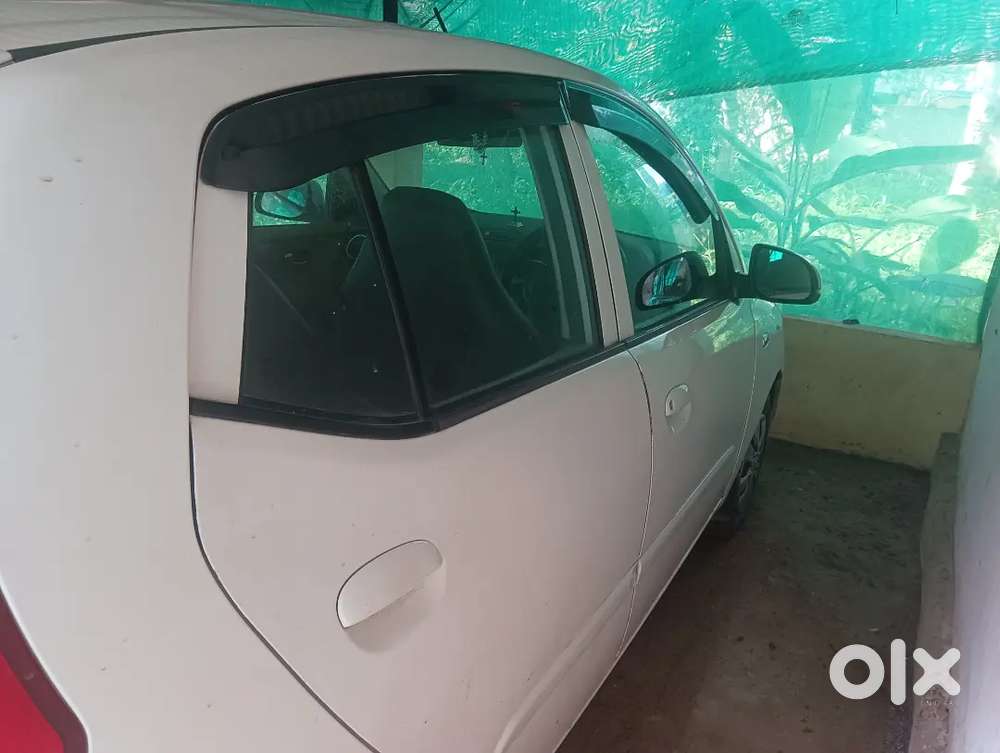 Hyundai I10 2011 Petrol 92000 Km Driven, In Good Condition