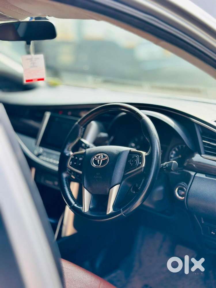 Toyota Innova Crysta 2.8z Automatic, 2018, Petrol