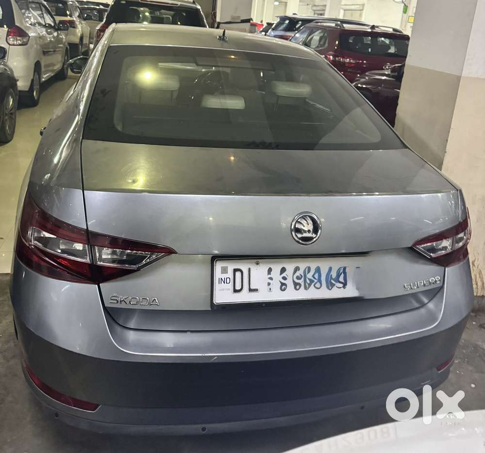 Skoda Superb Lk 1.8 Tsi At, 2018, Petrol