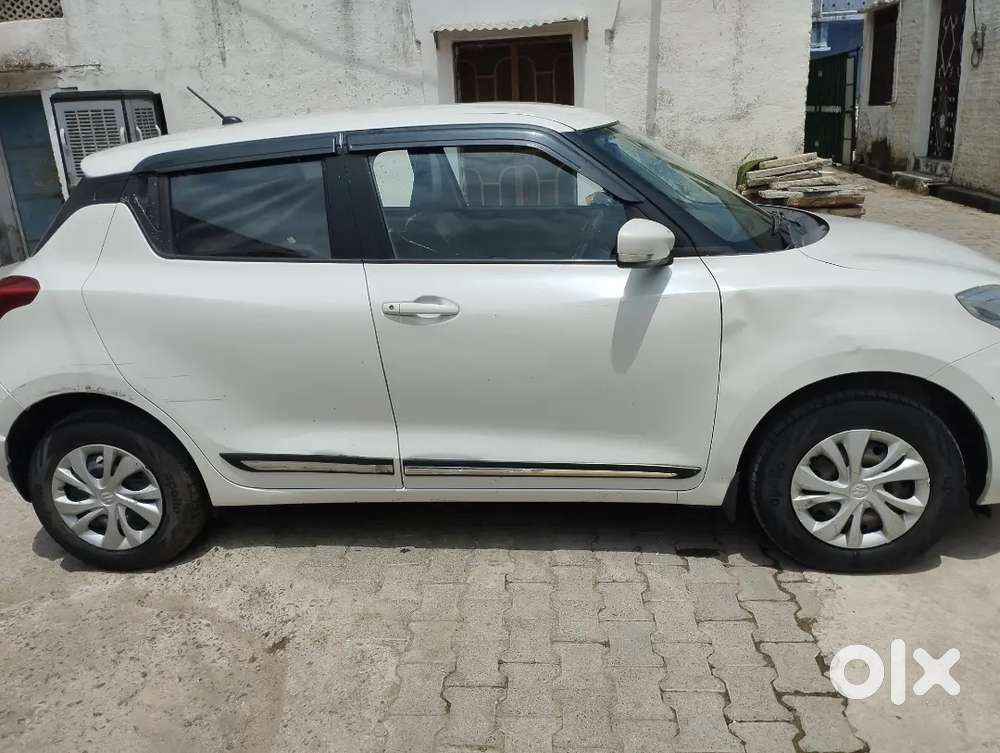 Maruti Suzuki Swift Vxi 2021
