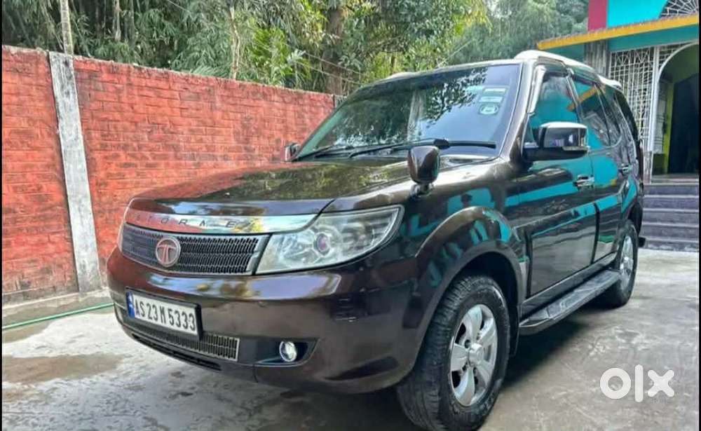 Tata Safari Storme 2014