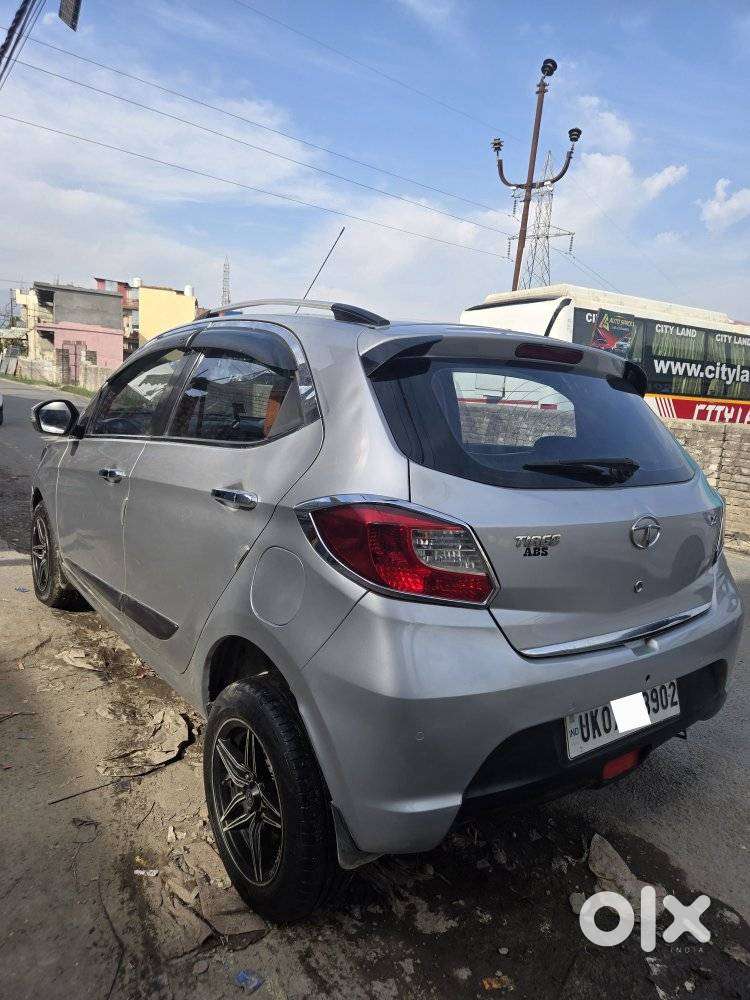 Tata Tiago Xz, 2017, Petrol