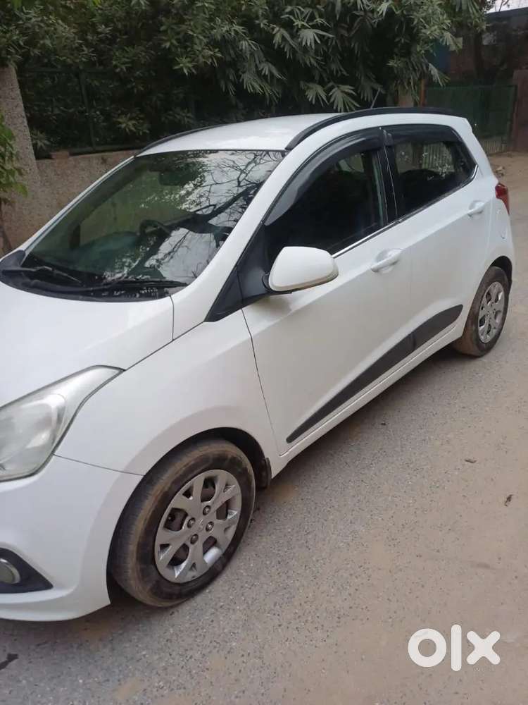 Hyundai Grand I10 Sportz 2016 Diesel Manual