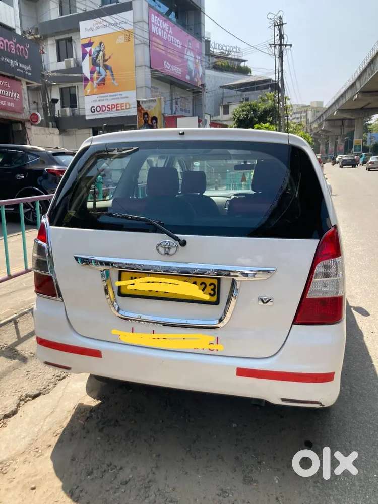 Toyota Innova 2.0 G1 2012