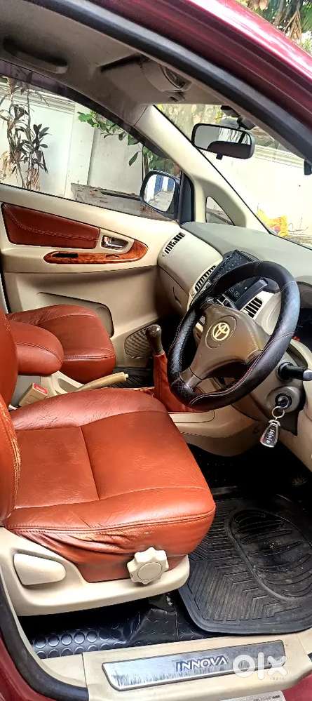 Toyota Innova 2010 Diesel Well Maintained