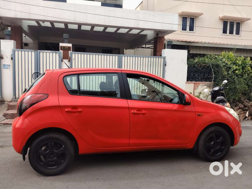 Hyundai I20 Sportz 1.2 Bs-iv, 2010, Petrol
