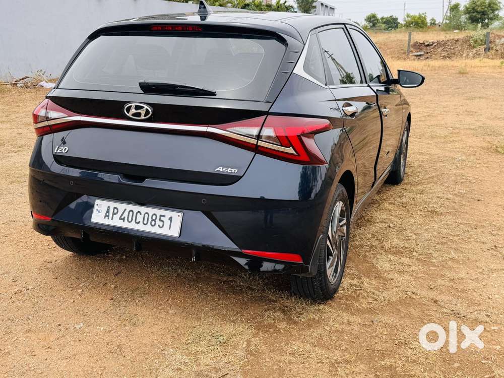 Hyundai New I20 1.2 Asta (o) Ivt, 2023, Petrol