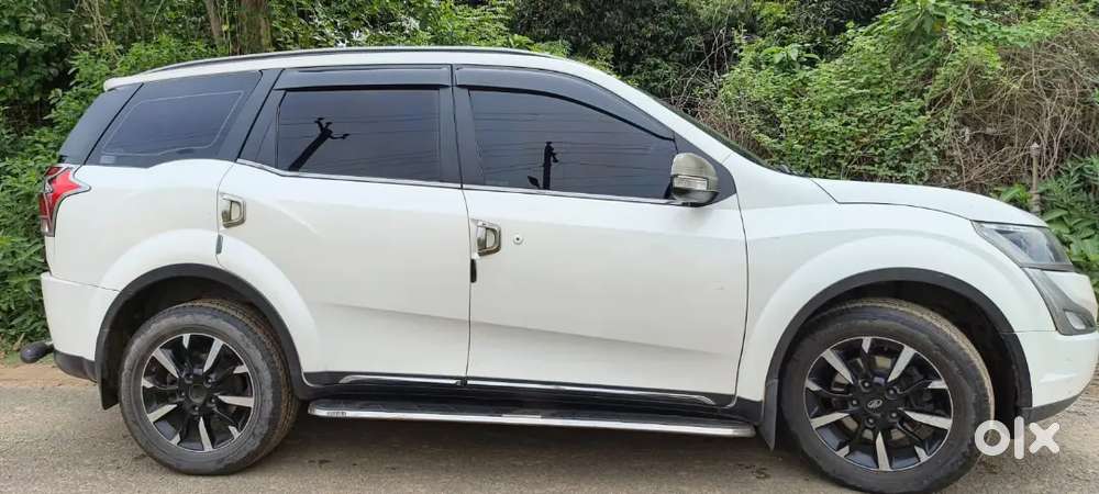Mahindra Xuv500 W11.2018 (december)