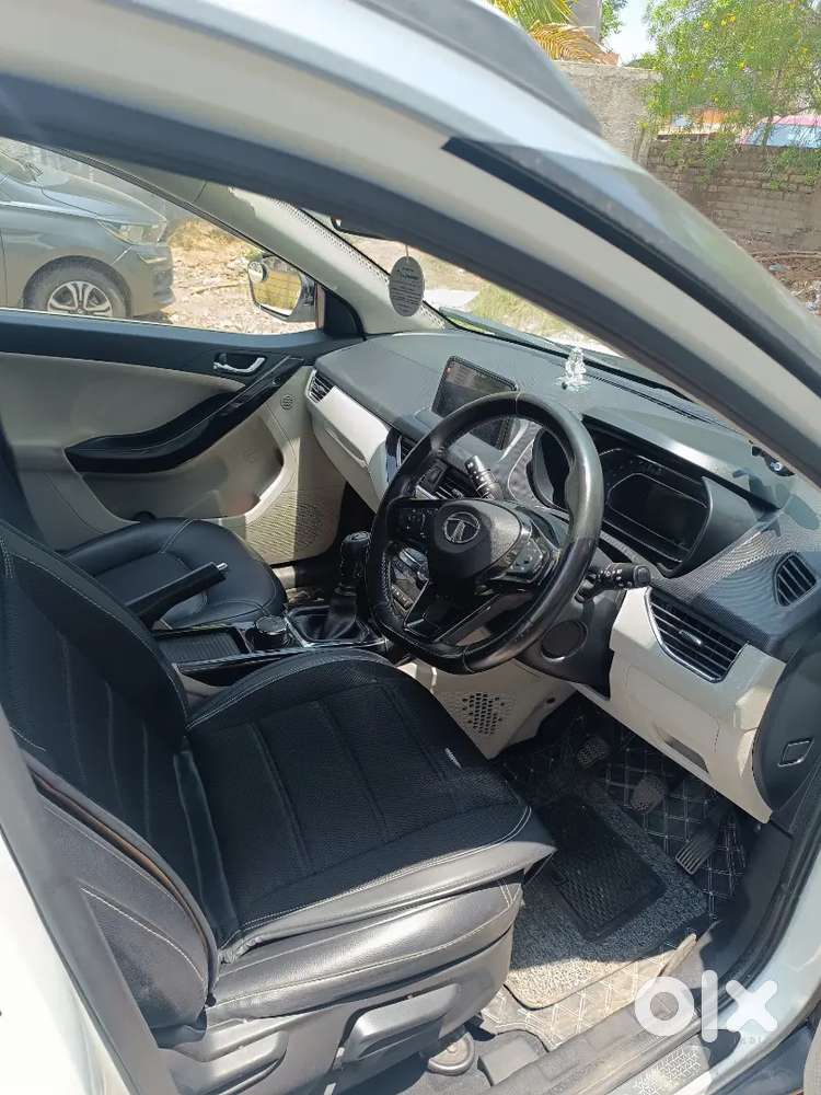 Tata Nexon 2021 Diesel Well Maintained And Nwe Tyre
