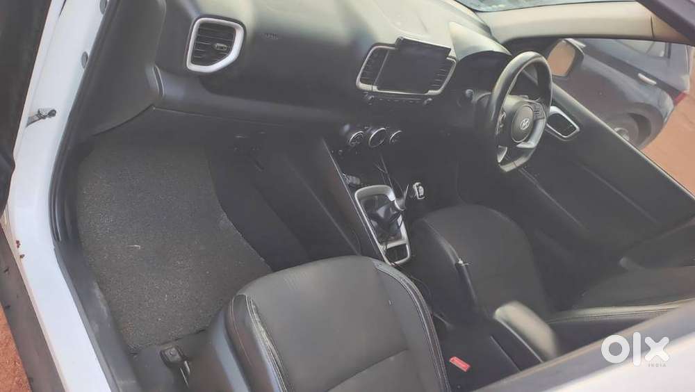 Hyundai Venue 1.0l Turbo Gdi Sx Mt, 2021, Petrol