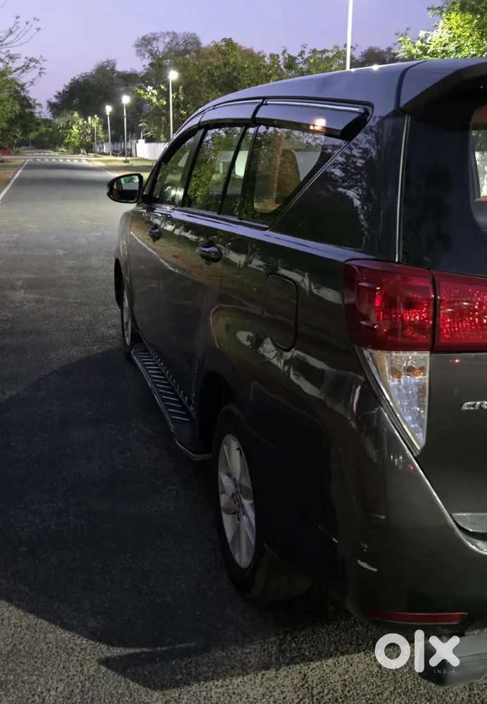 Toyota Innova Crysta 2017