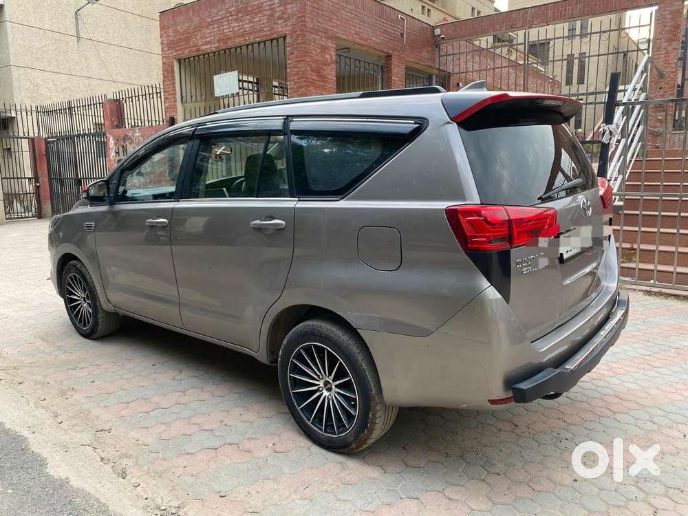 Toyota Innova Crysta 2.4 Gx Mt, 2019, Diesel