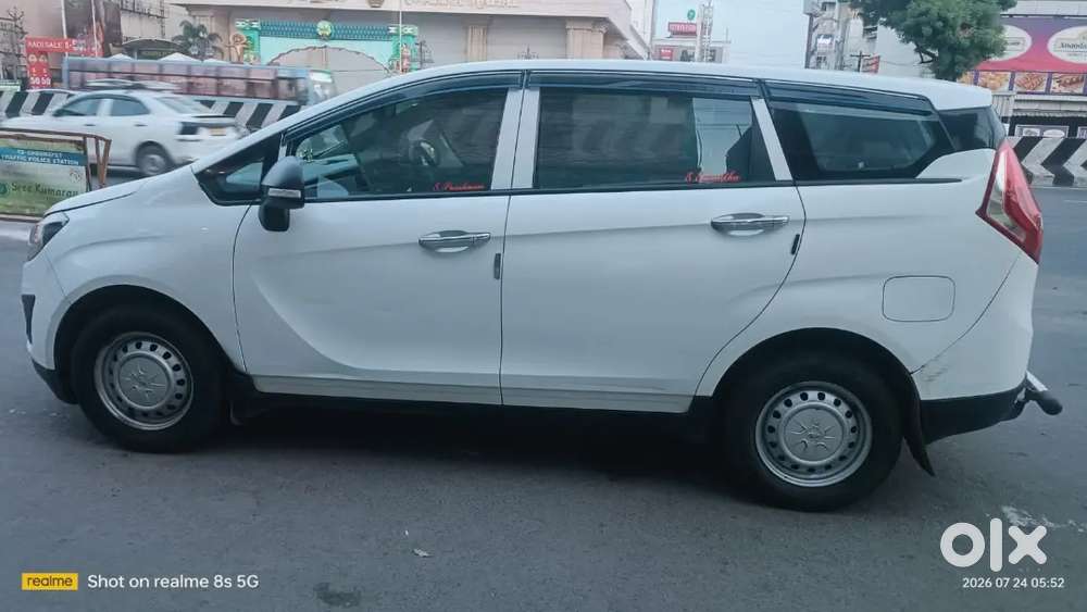 Mahindra Marazzo Diesel 2024