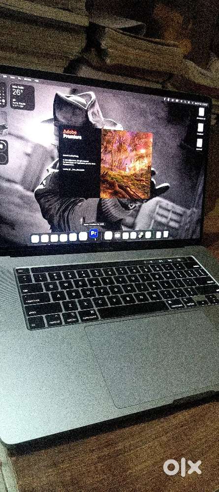 Selling MacBook Pro 1TB storage
