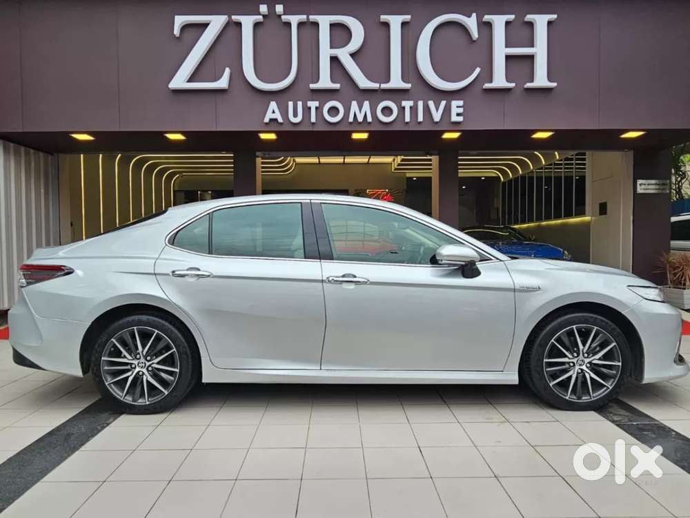 Toyota Camry Hybrid, 2022, Petrol