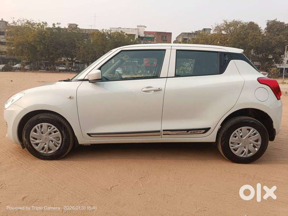 Maruti Suzuki Swift Vvt Lxi, 2021, Petrol