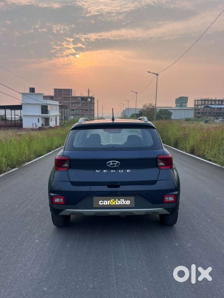 Hyundai Venue, 2021, Petrol