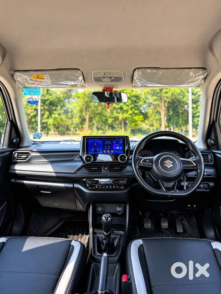 Maruti Suzuki New-gen Swift Vxi, 2025, Petrol
