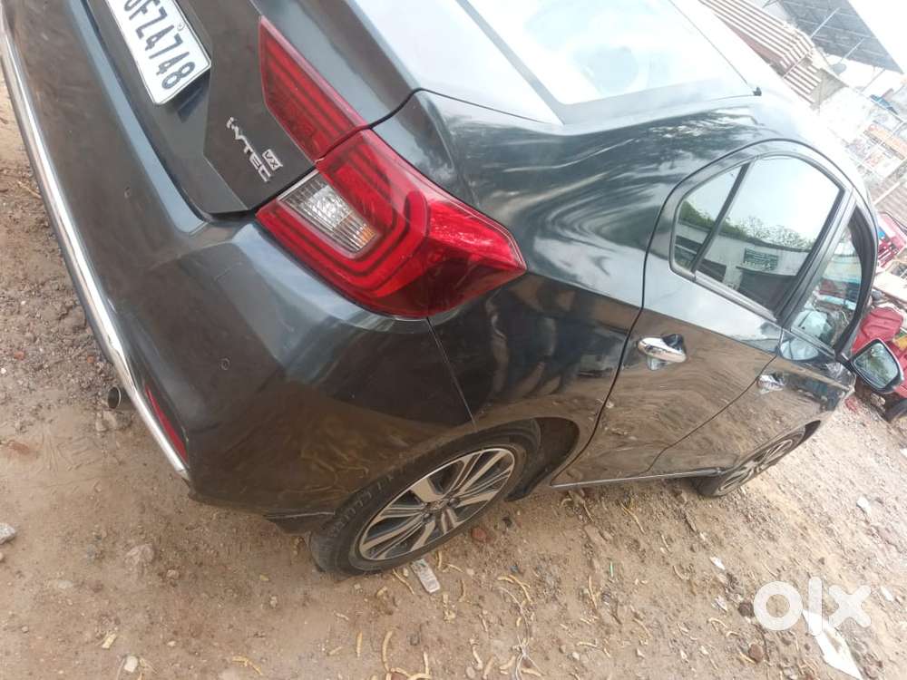 Honda Amaze 2nd Gen Elite Edition Mt, 2021, Petrol