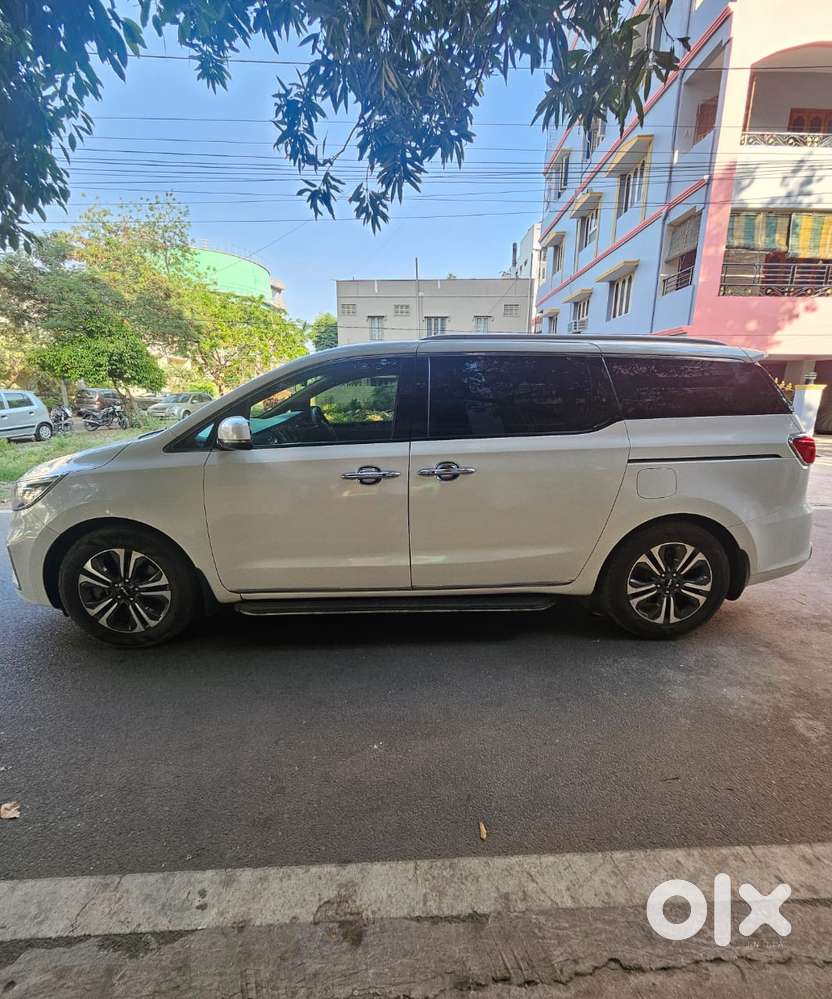 Kia Carnival Limousine Plus 7 Str, 2022, Diesel