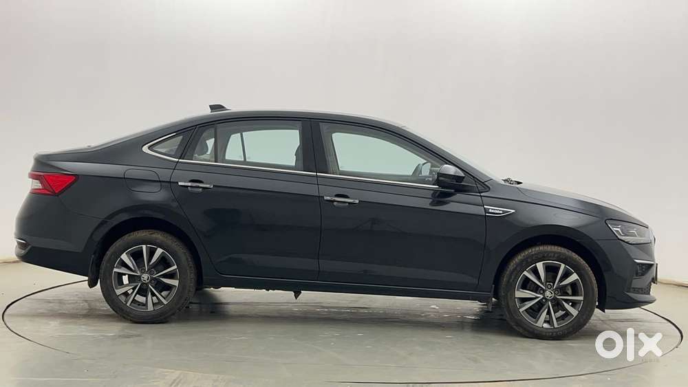 Skoda Slavia Style 1.0l Tsi Mt, 2023, Petrol