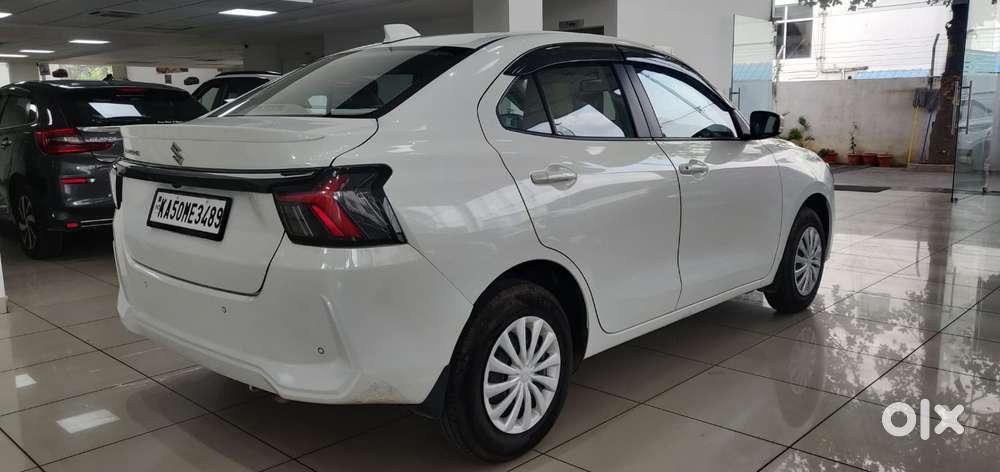 Maruti Suzuki Dzire Vxi Ags, 2025, Petrol