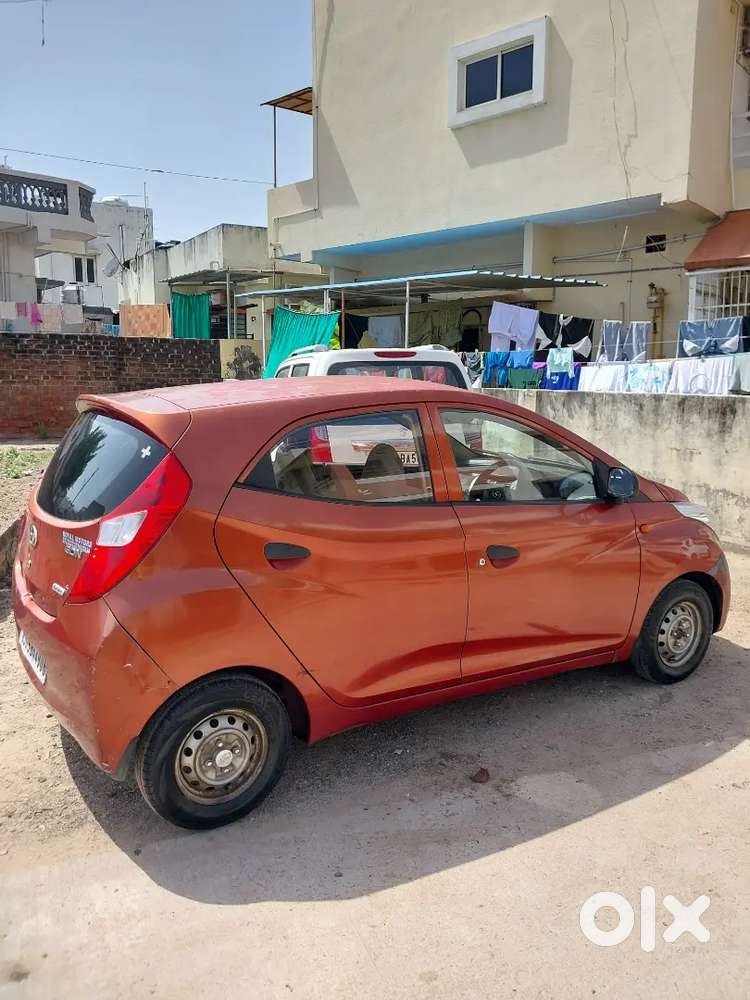 Hyundai Eon 2012 Petrol Well Maintained