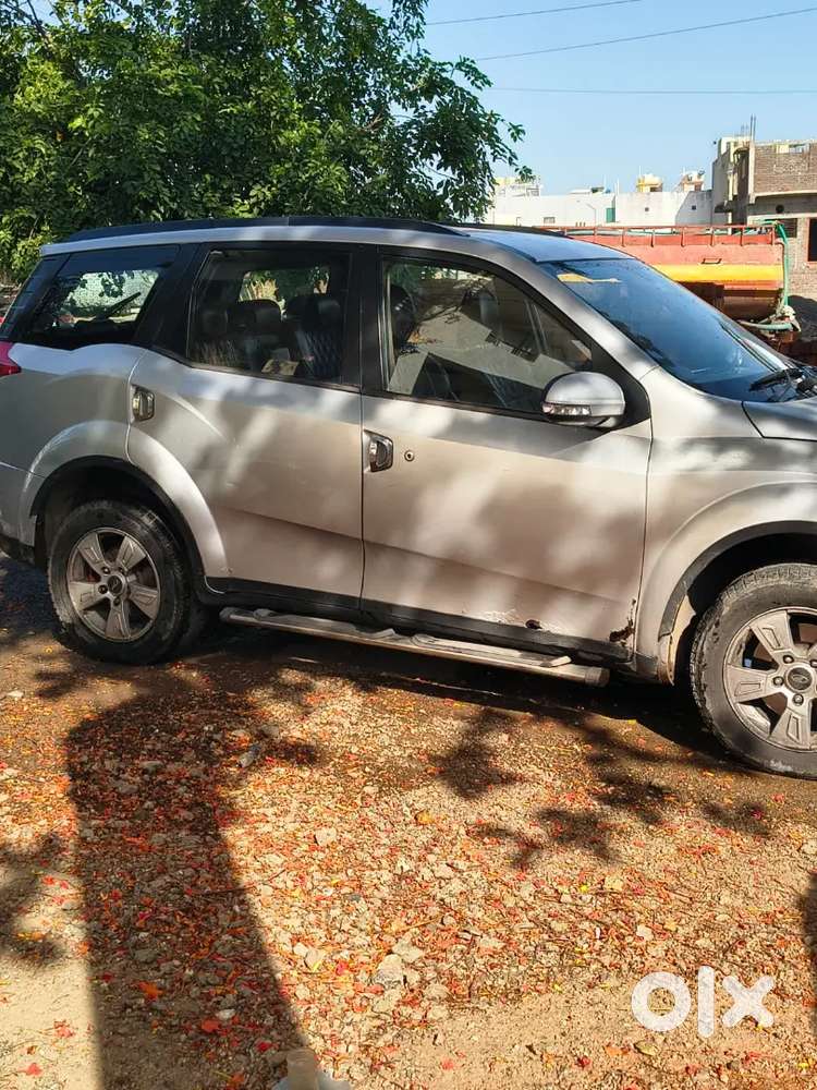 Gadi Me 1 Repay Ka Kam Nhi Hai Gadi Ke Dono Dor Pe Zang Hai A1 Car Hai