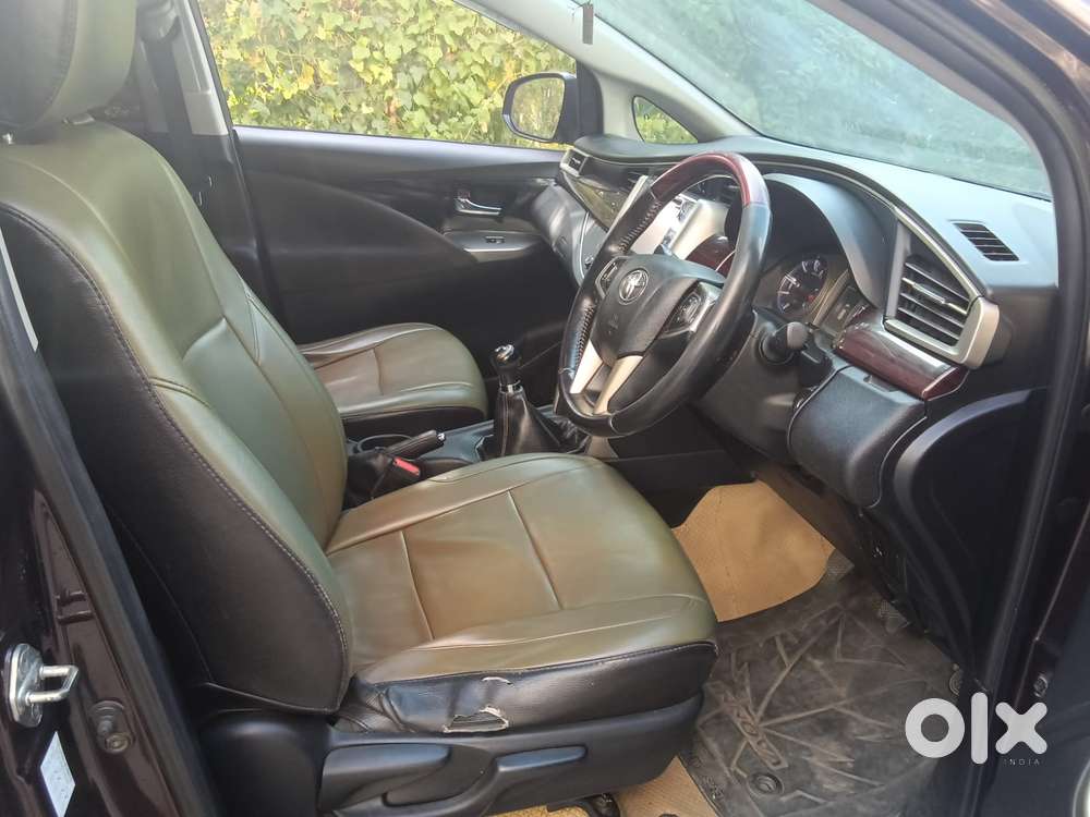 Toyota Innova Crysta 2.4 V 7 Str, 2017, Diesel